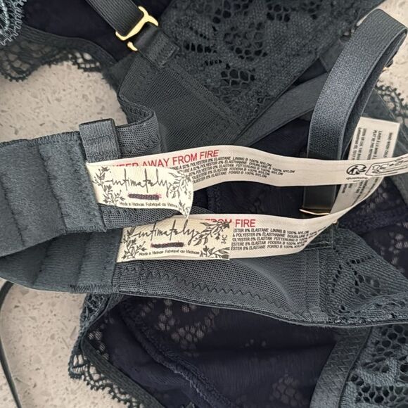 NWOT Free People Maya Convertible Underwire Bra Lace Semi Sheer Adjustable Strap - Picture 8 of 9